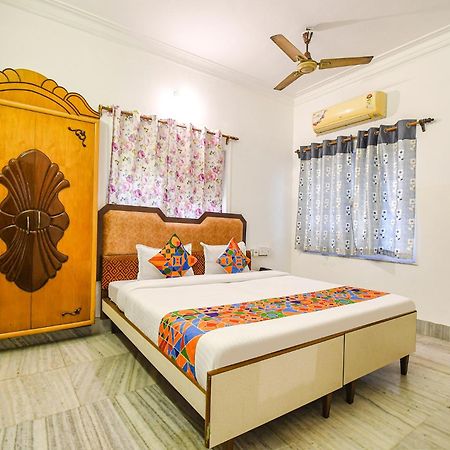 Hotel Fabexpress Astoria House Calcutta  Esterno foto